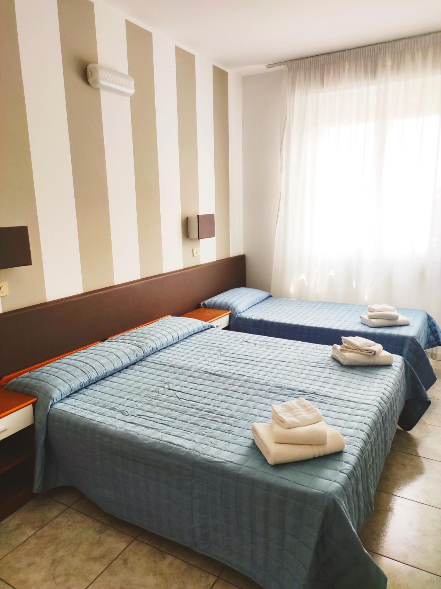 Hotel Cà Vanni Rimini Phòng bức ảnh